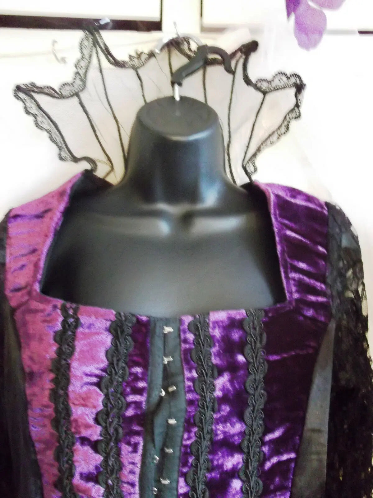raven size S purple&black evil queen bodice top -lace sleeves,high lace collar raven