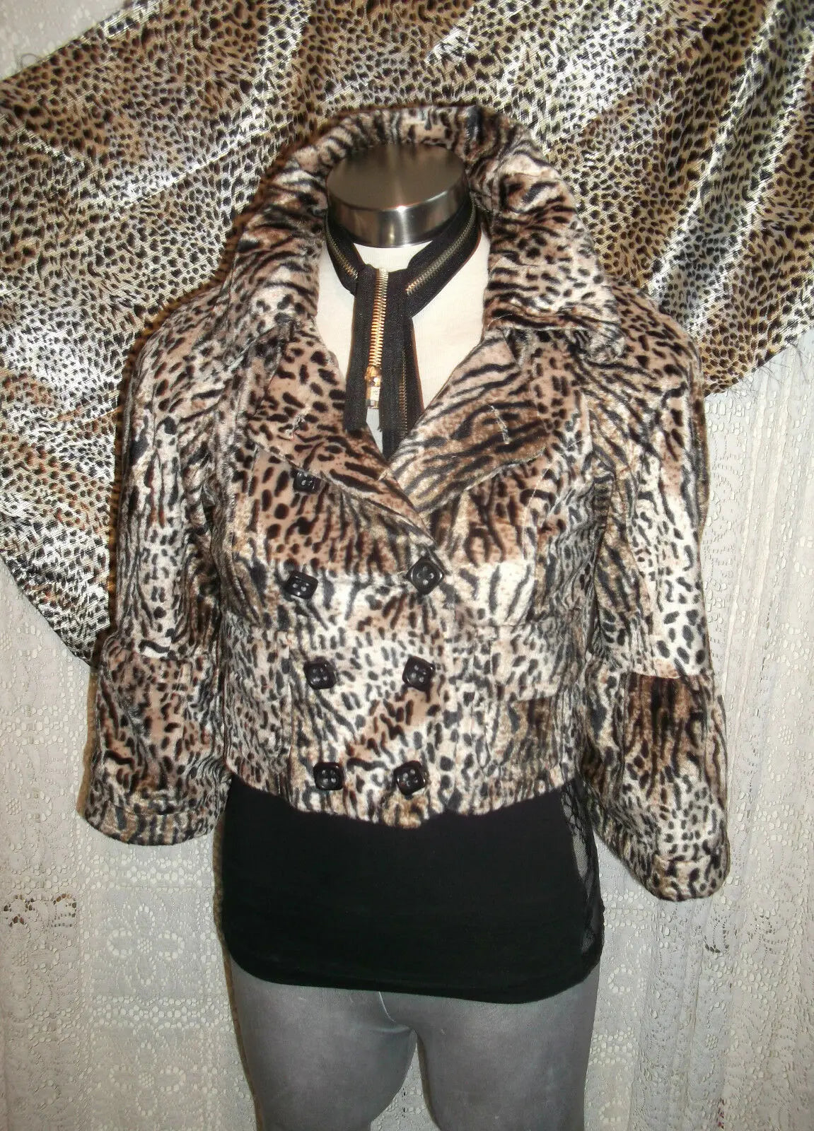 size 8.faux fur leopardskin Evie jacket.silk lined Evie