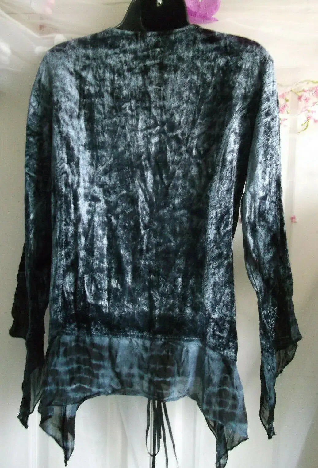 tie-died velvet lace-up floaty ladies top,long sleeve.size 14. loose fit.new Unbranded